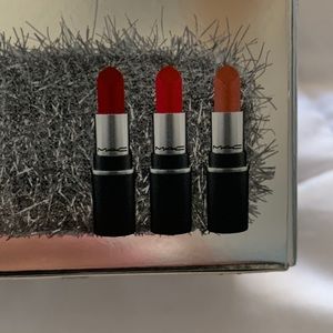 Mac cosmetics 3 lip sticks